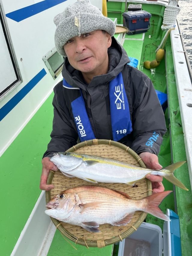 マダイ・ハマチ(ブリ)