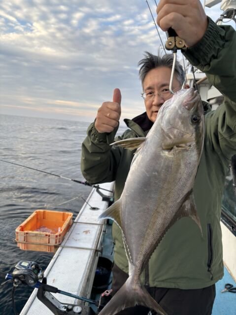 ヒレナガカンパチ