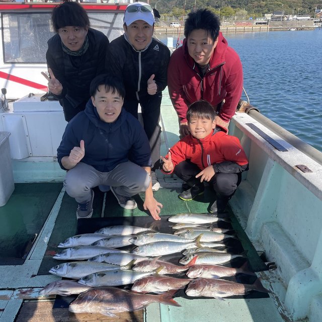 マダイ・マアジ・ハマチ(ブリ)・イサキ・マサバ