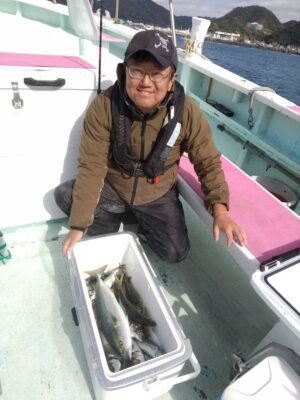 アジ(マアジ)・イナダ(ブリ)