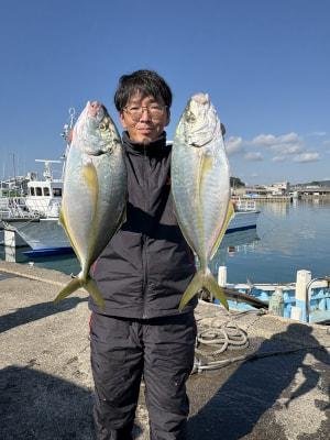シマアジ