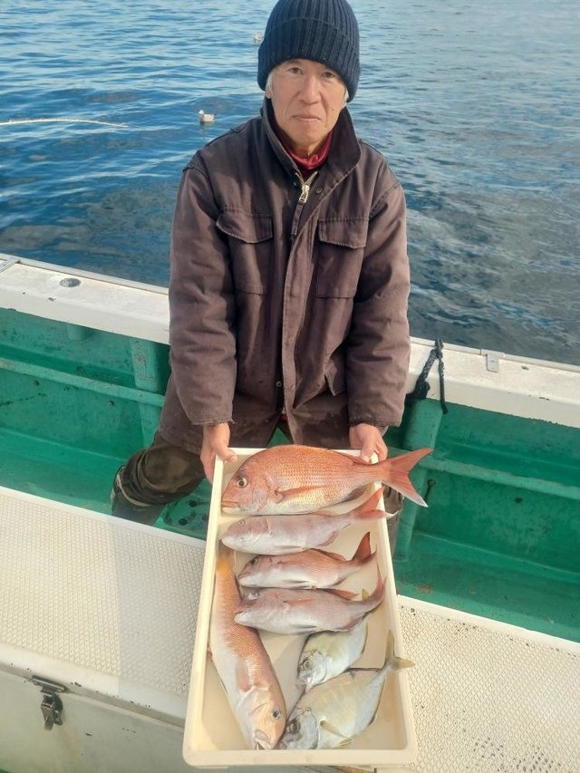 マダイ・ハナダイ(チダイ)・カイワリ・シロアマダイ