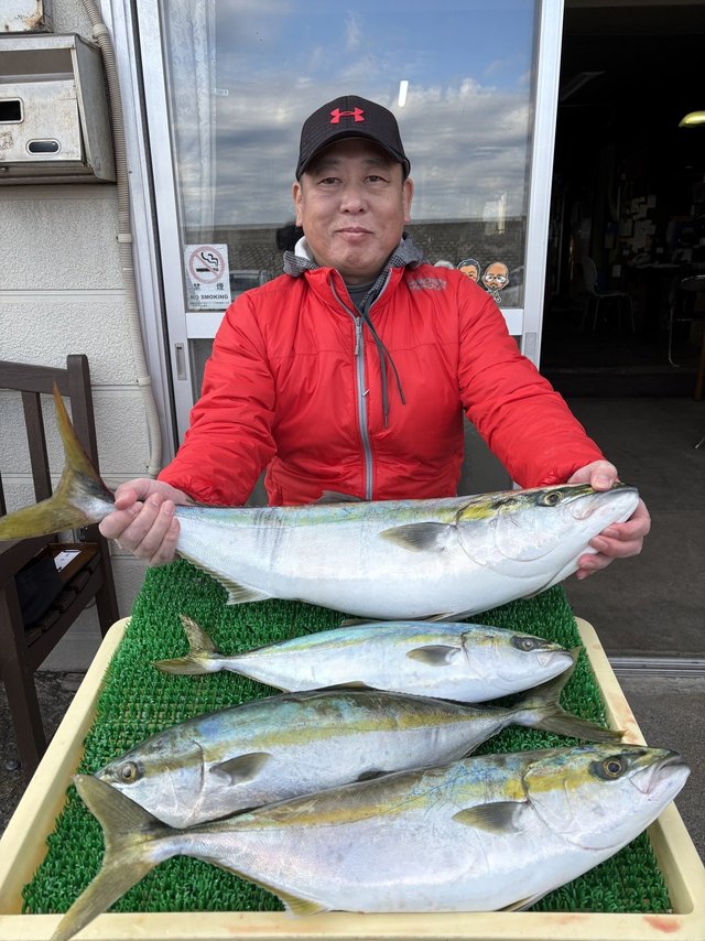 イナダ(ブリ)・ワラサ(ブリ)