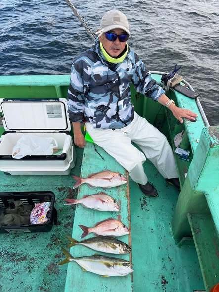 マダイ・アジ(マアジ)・イナダ(ブリ)