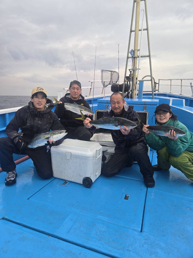 イナダ(ブリ)・ワラサ(ブリ)・ヒラマサ