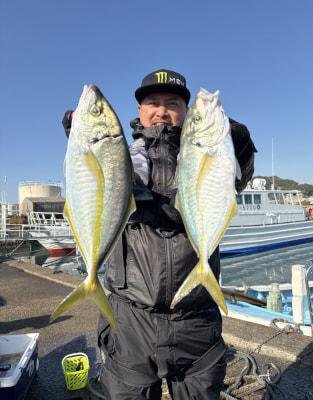 シマアジ