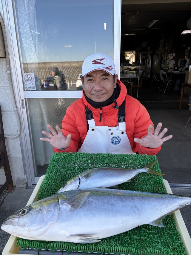 イナダ(ブリ)・ワラサ(ブリ)