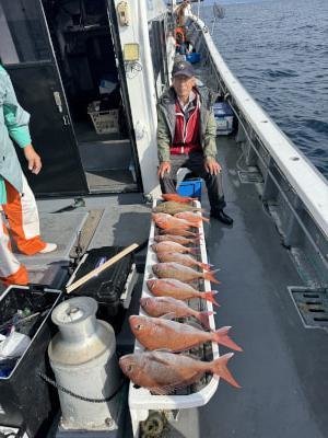 マダイ・コダイ(マダイ)・レンコ(キダイ)・チカメ(チカメキントキ)・ウマヅラ(ウマヅラハギ)