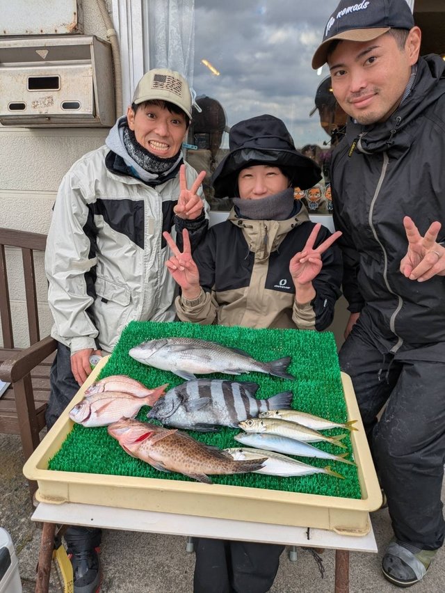 クロダイ・イシダイ・アジ(マアジ)