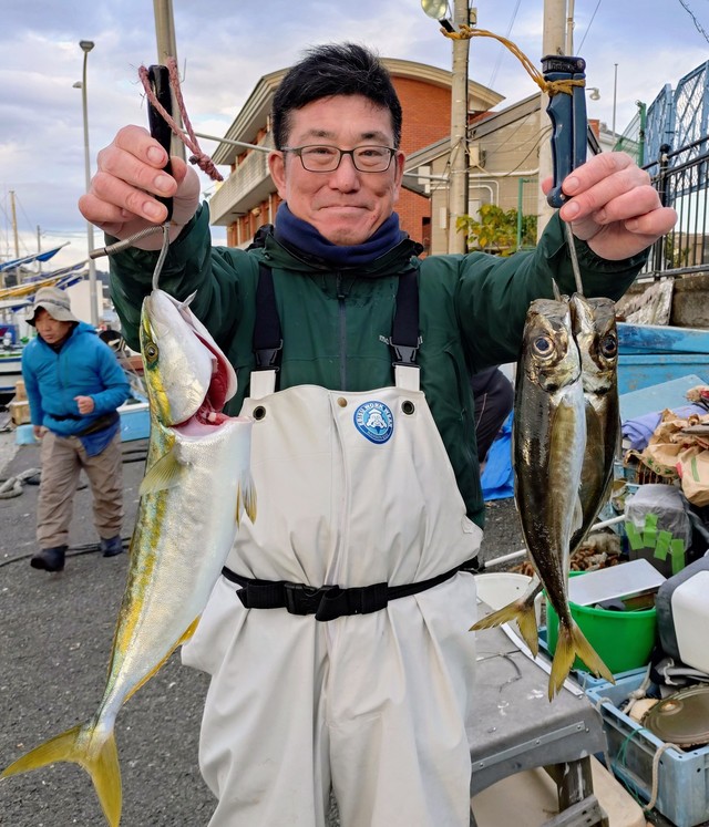 アジ(マアジ)・イナダ(ブリ)