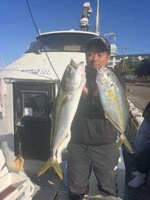 シマアジ