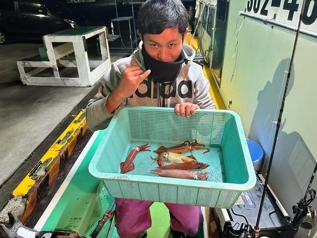 イカ(ケンサキイカ)・ムギイカ(スルメイカ)