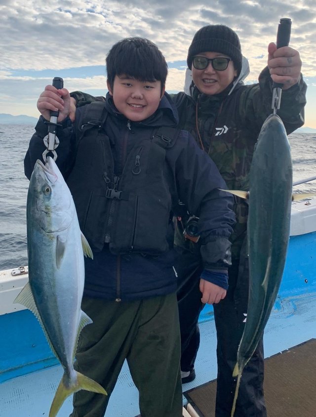 ブリ・ヤズ(ブリ)