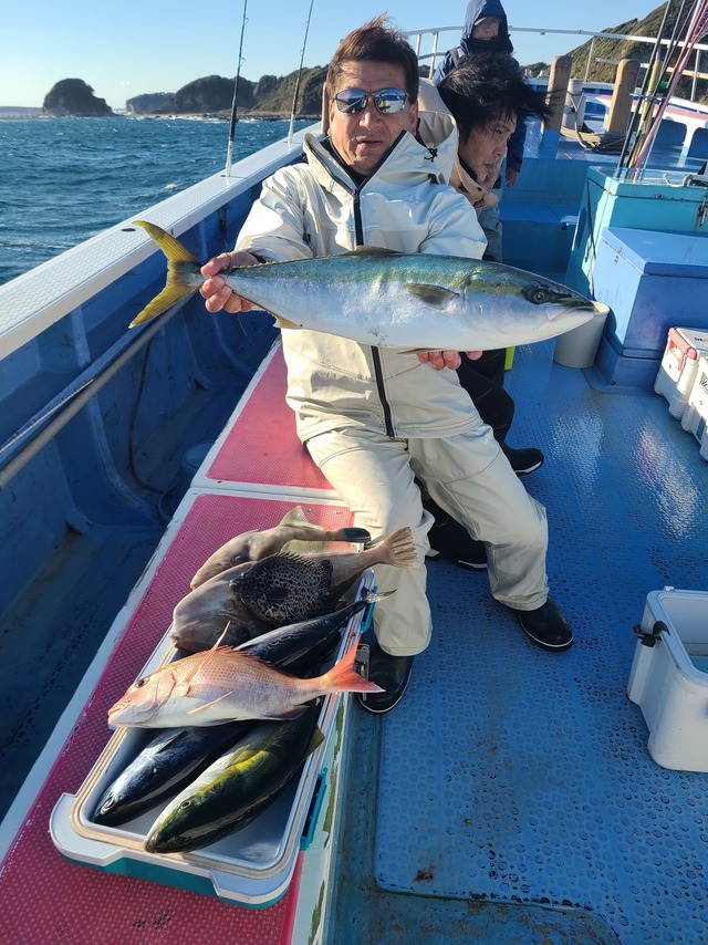 マダイ・ワラサ(ブリ)