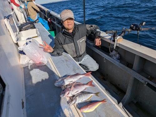 マダイ・カイワリ・イトヨリ(イトヨリダイ)