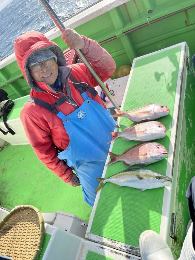 マダイ・イナダ(ブリ)