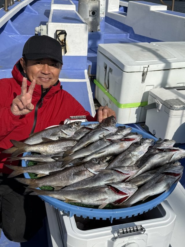 クロムツ・クロシビ(クロマグロ)・シロムツ(オオメハタ)