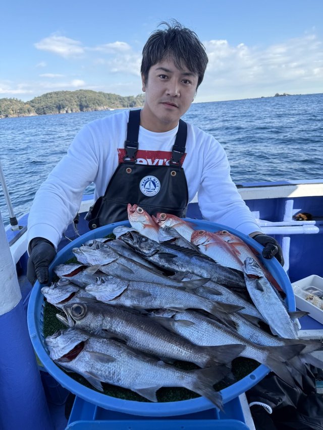 クロムツ・クロシビカマス・キンメ(キンメダイ)・シロムツ(オオメハタ)・カゴカマス