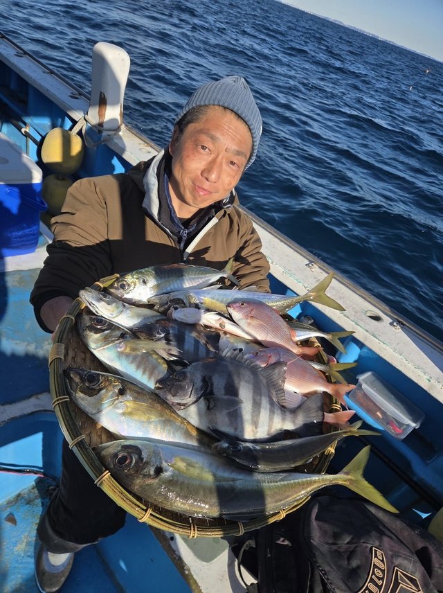 ハナダイ(チダイ)・イシダイ・アジ(マアジ)