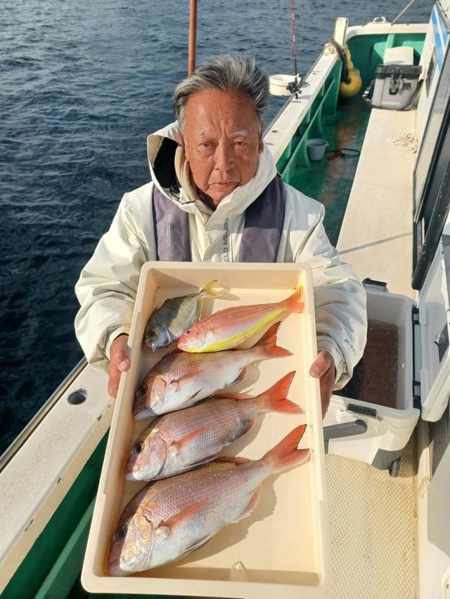 マダイ・カイワリ・イトヨリ(イトヨリダイ)