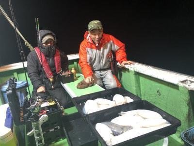 アオリイカ・モンゴウイカ(カミナリイカ)