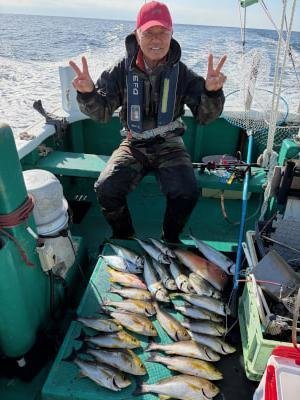 マアジ・イサギ(イサキ)・サバ(ゴマサバ)