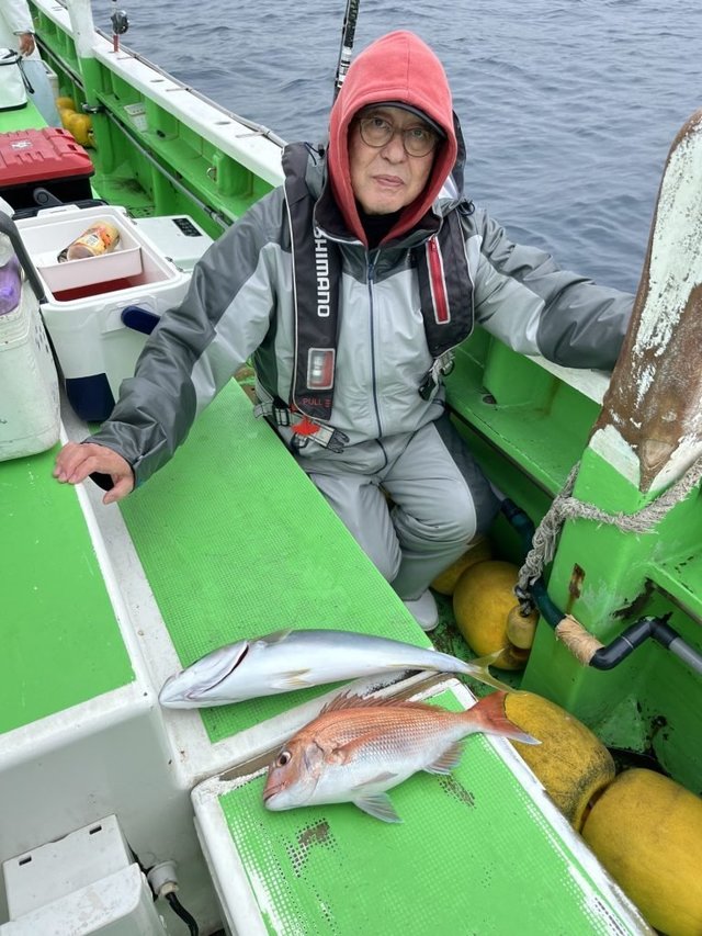 マダイ・イナダ(ブリ)