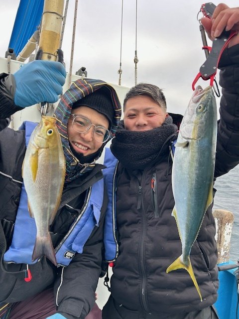 イナダ(ブリ)・イサキ