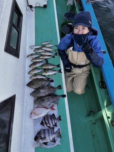 ハナダイ(チダイ)・イシダイ・アジ(マアジ)・イサキ・ウマズラ(ウマヅラハギ)