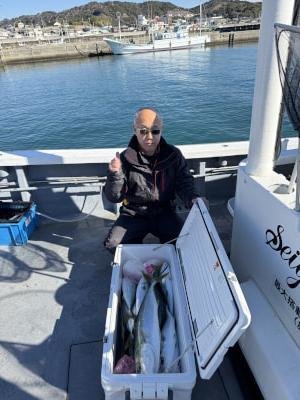 ハマチ(ブリ)・メジロ(ブリ)