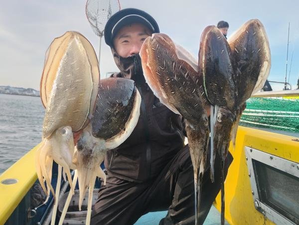 スミイカ(コウイカ)・カミナリイカ