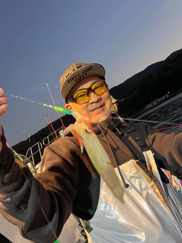 マルイカ(ケンサキイカ)