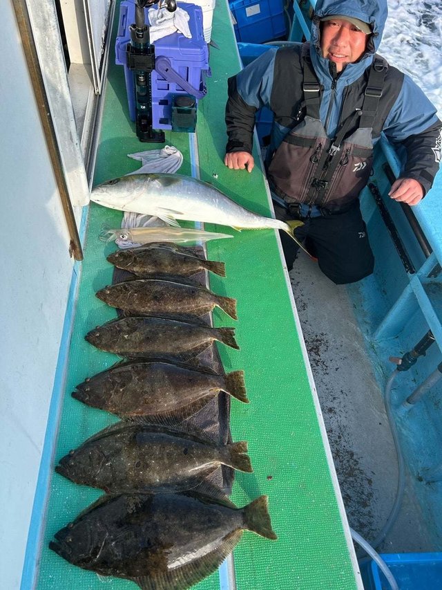 ブリ・ヒラメ・ヤリイカ