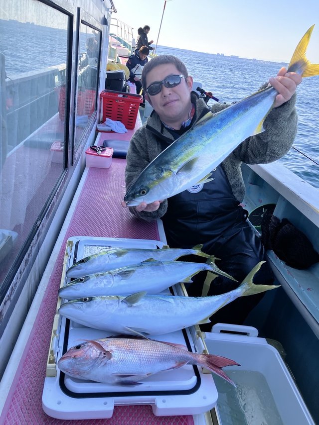 マダイ・イナダ(ブリ)・ワラサ(ブリ)