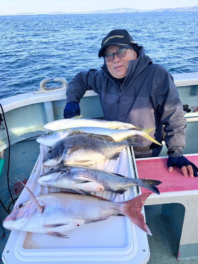 マダイ・クロダイ・イナダ(ブリ)