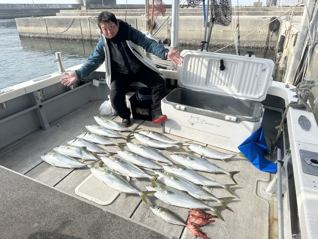 アジ(マアジ)・メジロ(ブリ)・ガシラ(カサゴ)