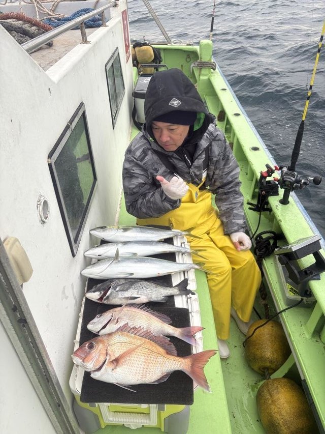 マダイ・クロダイ・イナダ(ブリ)