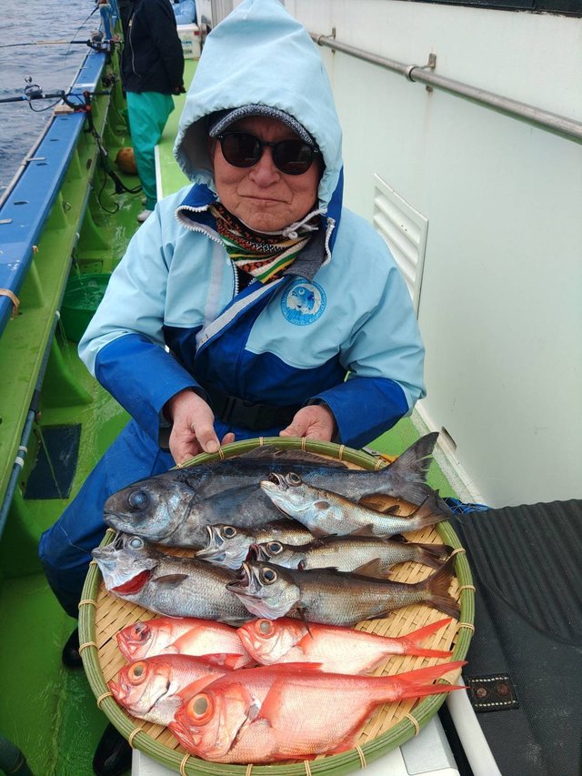 クロムツ・キンメ(キンメダイ)・シロムツ(オオメハタ)