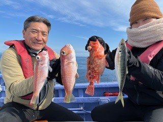 アジ(マアジ)・アマダイ(アカアマダイ)・オニカサゴ