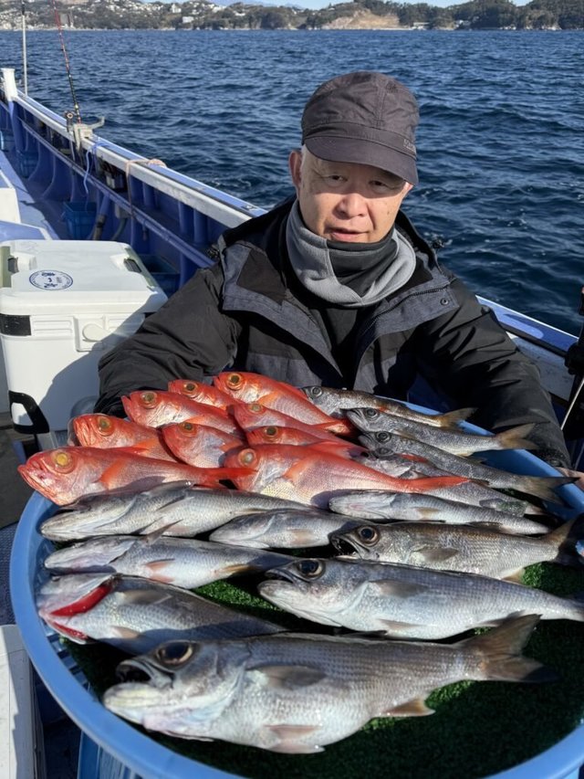 クロムツ・キンメ(キンメダイ)・シロムツ(オオメハタ)・カゴカマス