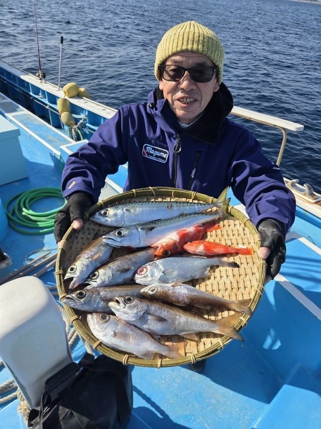 クロムツ・ユメカサゴ・シロムツ(オオメハタ)