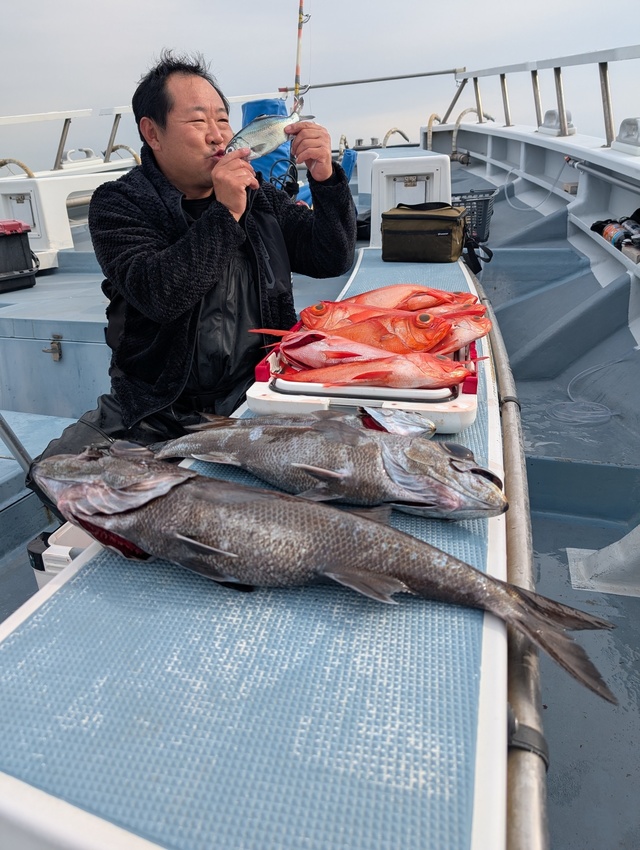 クロムツ・キンメダイ