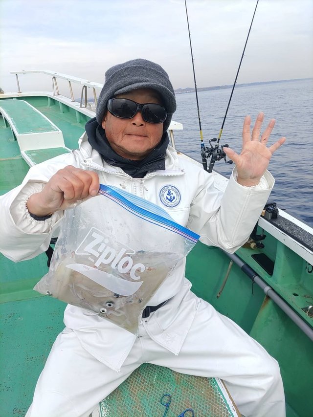 マルイカ(ケンサキイカ)