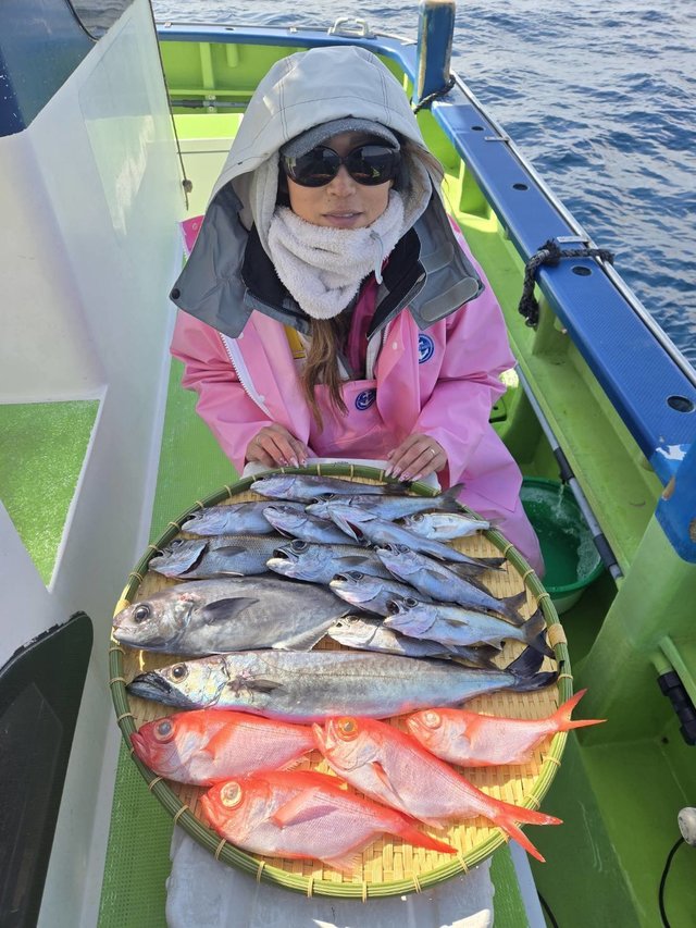 ムツ・スミヤキ(クロシビカマス)・メダイ・キンメ(キンメダイ)