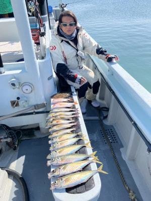 ハナダイ(チダイ)・ヒラアジ(マアジ)・イサキ・ヒラメ