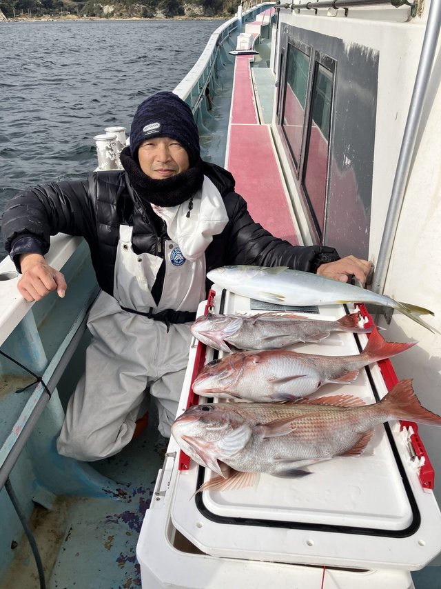 マダイ・イナダ(ブリ)