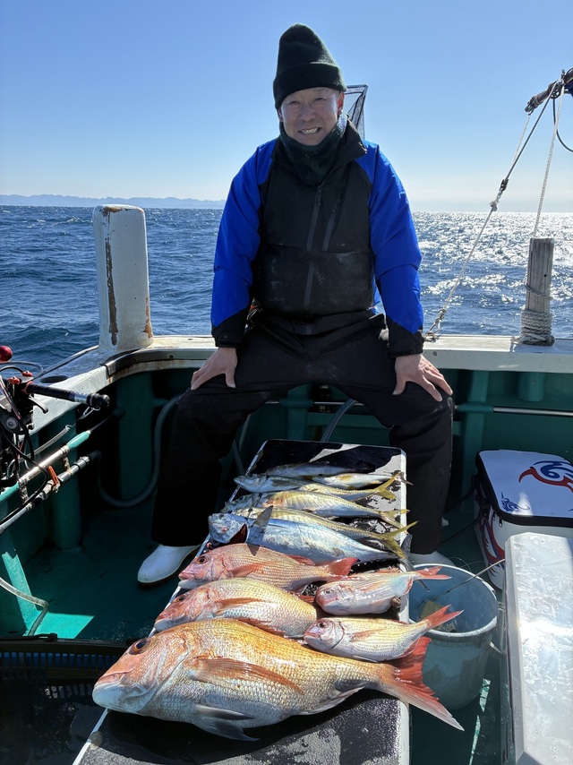 マダイ・マアジ・ヤイトガツオ(スマ)