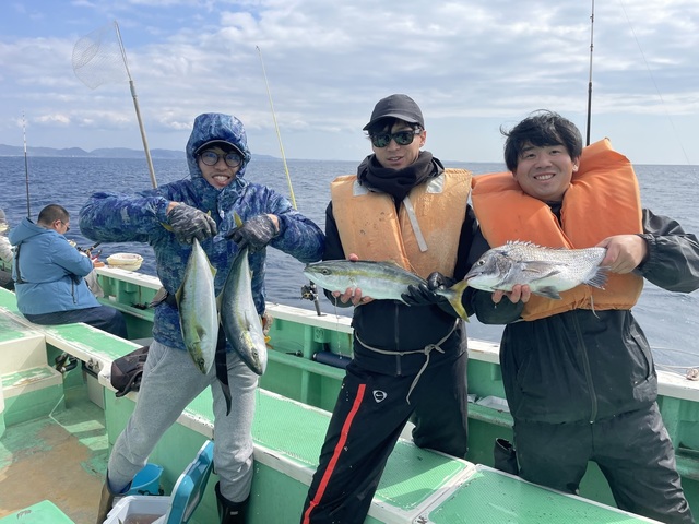 タイ(マダイ)・イナダ(ブリ)