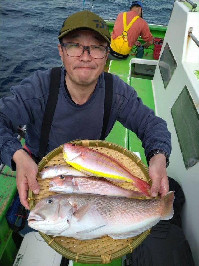 アマダイ(アカアマダイ)・シロアマダイ・イトヨリ(イトヨリダイ)