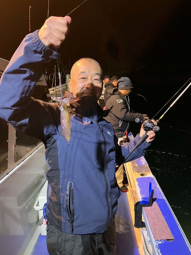 マルイカ(ケンサキイカ)